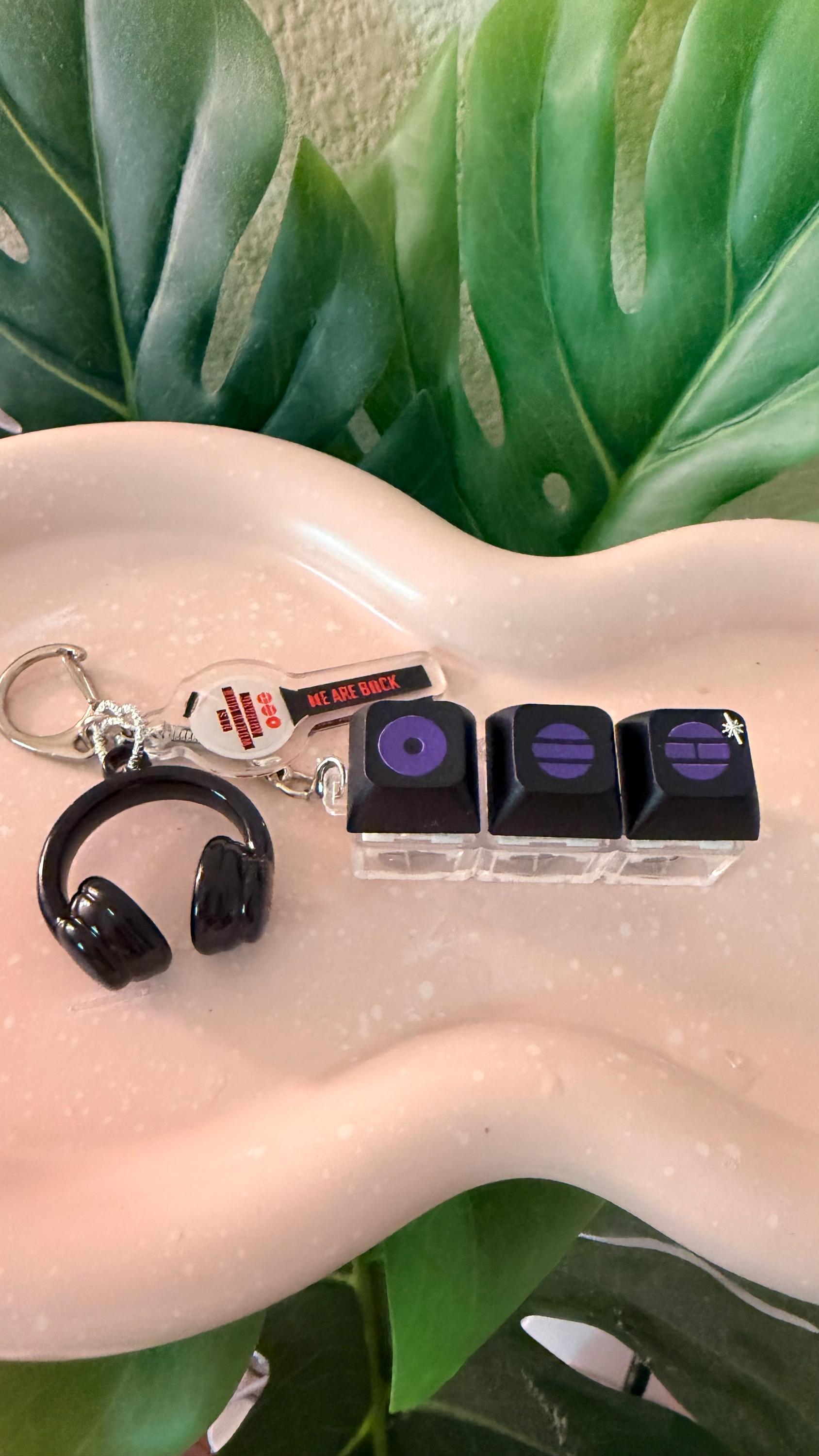 K-POP Inspired LED Light-Up Mini Keyboard Clicker Keychain with Headphone Charm