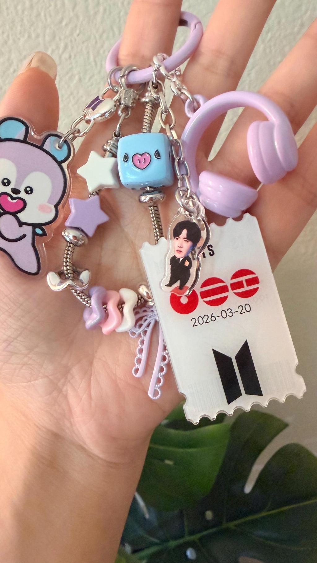 K-Pop BT21 Chain Keyring | Birthday and Signature Acrylic Tag | Phone Charm, Bag Charm and Keychain